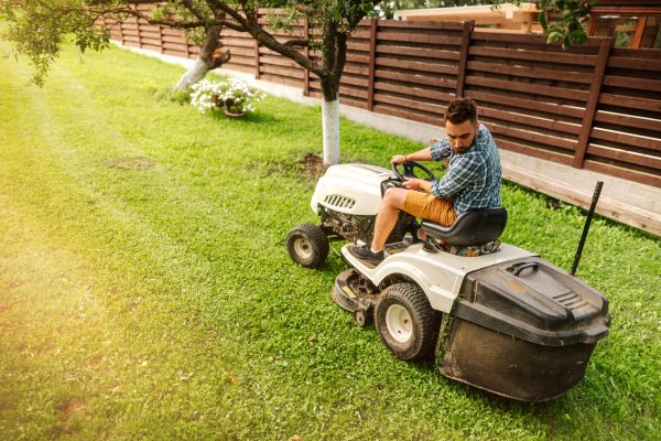 Industrial Lawn Mowing in Saint Charles