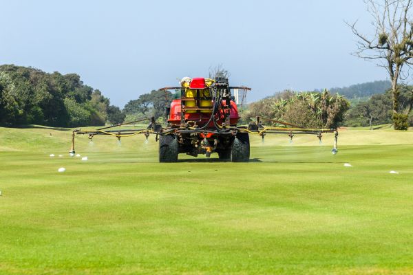 Golf Course Lawn Care in Saint Charles